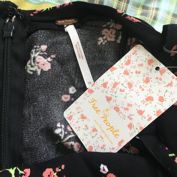 SOLD. 
Free People Floral Romper - Picture 4 of 4